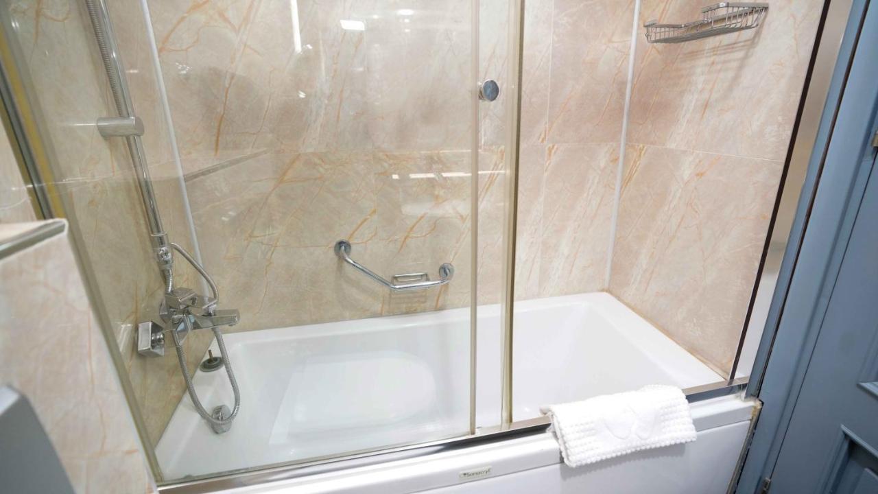 Aura Marina Hotel Istanbul Ngoại thất bức ảnh